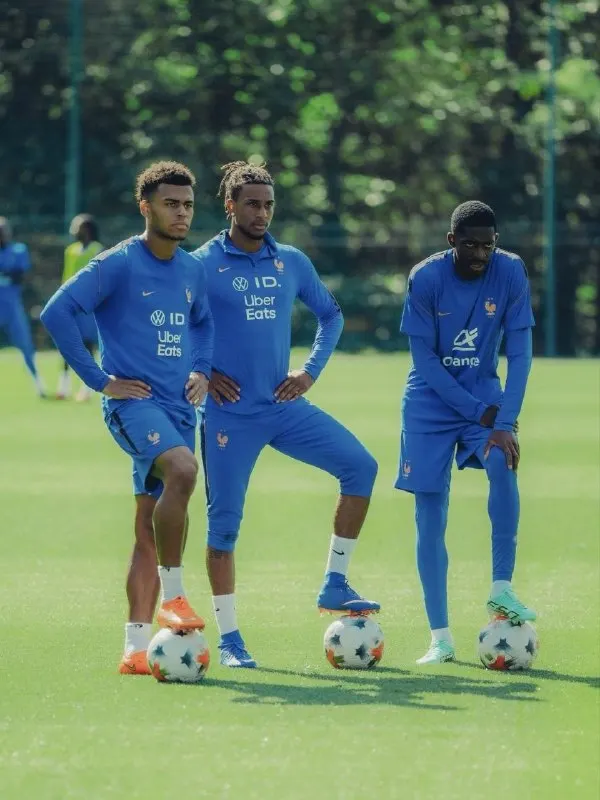 ❓ Türkiye maçını bekliyorlar... Sizce dünyanın en korkutucu hücum hattı Fransa'da mı❓ ⚽️…